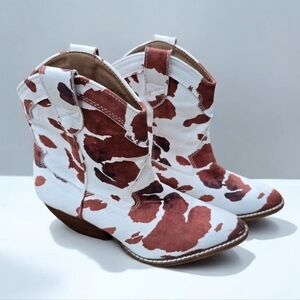 Cowprint Ankle Booties SZ6